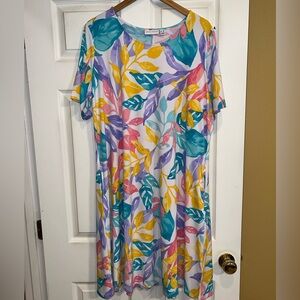 Susan Graver Multicolor Leaf Midi Dress. Size 2X. EUC